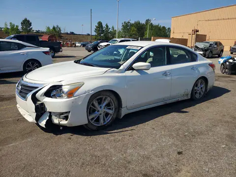 1N4AL3AP6EC106165 — 2014 Nissan Altima, Передняя часть (Front End), фото до ремонта