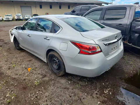 2014 Nissan Altima VIN 1N4AL3AP4EN218144 фото 2
