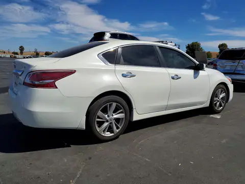 2014 Nissan Altima VIN 1N4AL3AP2EC271663 фото 3