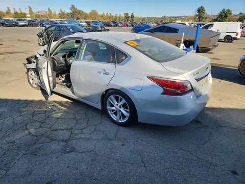 2014 Nissan Altima VIN 1N4AL3AP9EC151598 фото 2