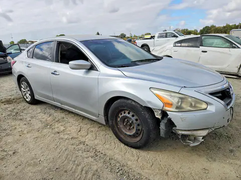 2014 Nissan Altima VIN 1N4AL3AP9EC401213 фото 4