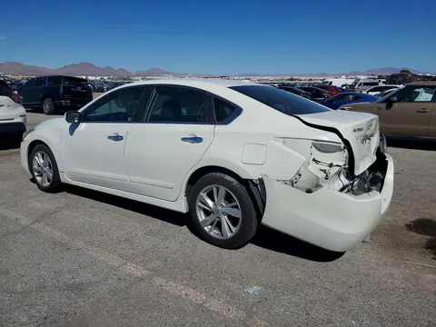 2014 Nissan Altima VIN 1N4AL3AP7EN229512 фото 2