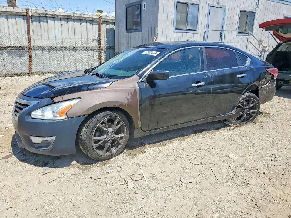 2015 Nissan Altima VIN 1N4AL3AP8FC122613 фото 1
