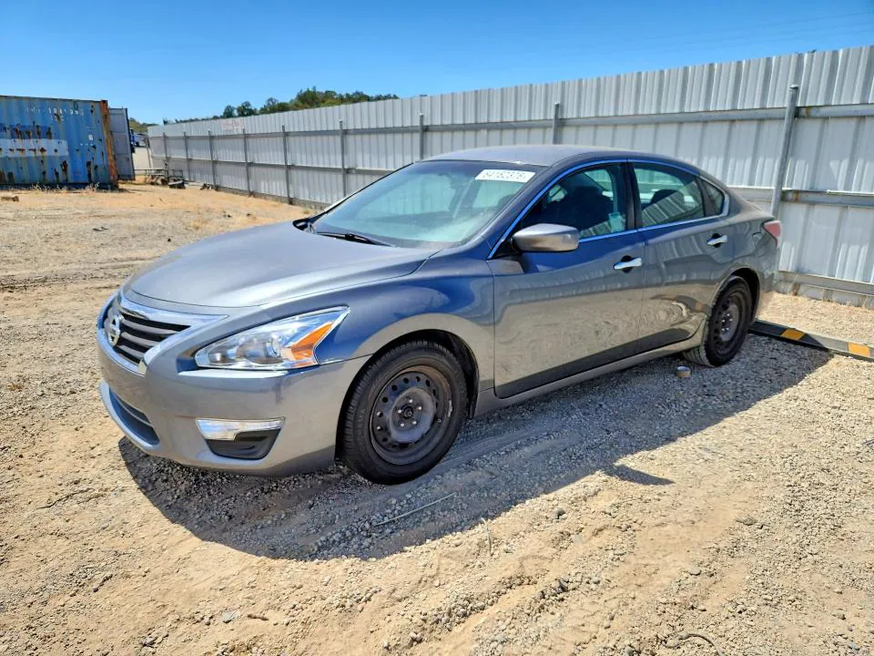 2015 Nissan Altima VIN 1N4AL3AP0FN885262 фото 1