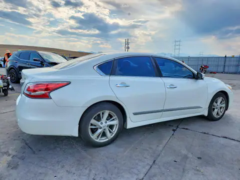 1N4AL3AP4FC592914 — 2015 Nissan Altima, фото 3 с аукциона Copart 30.09.2026, Боковая часть