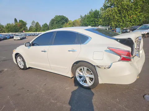 2015 NISSAN ALTIMA VIN 1N4AL3AP2FC201002 фото 2