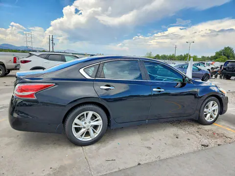 2015 Nissan Altima VIN 1N4AL3AP1FC269808 фото 3