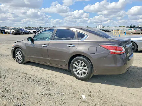 2015 Nissan Altima VIN 1N4AL3AP2FN923381 фото 2
