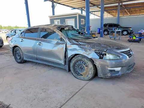 2015 Nissan Altima VIN 1N4AL3AP3FC133647 фото 4