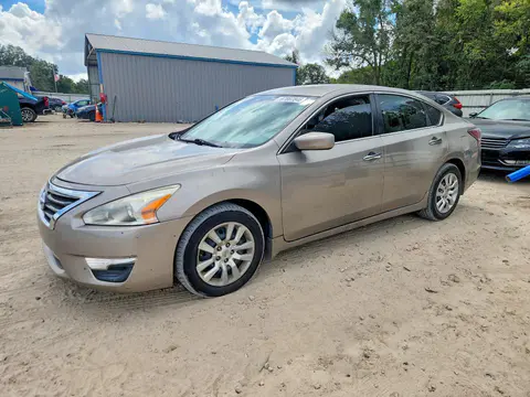 1N4AL3AP1FC292621 — 2015 Nissan Altima, Задняя часть (Rear End), фото до ремонта