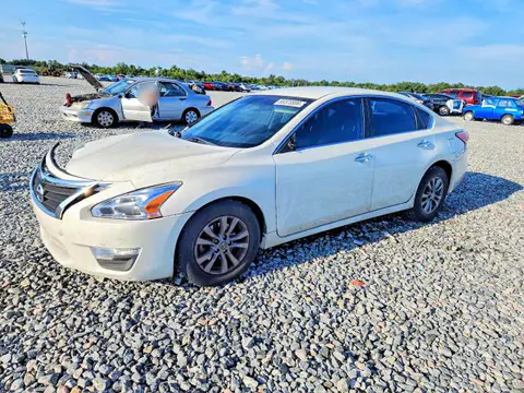 1N4AL3AP0FN385246 — 2015 Nissan Altima, Передняя часть (Front End), фото до ремонта