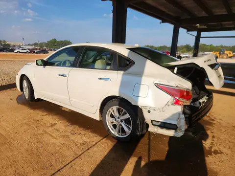 1N4AL3AP8FC191298 — 2015 Nissan Altima, фото 2 с аукциона Copart 14.10.2026, Задняя часть