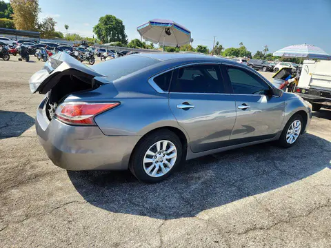 2015 Nissan Altima VIN 1N4AL3AP7FC121517 фото 3