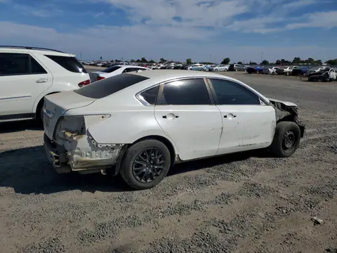 1N4AL3AP6FN320336 — 2015 Nissan Altima, фото 3 с аукциона Copart 29.09.2026, Передняя часть