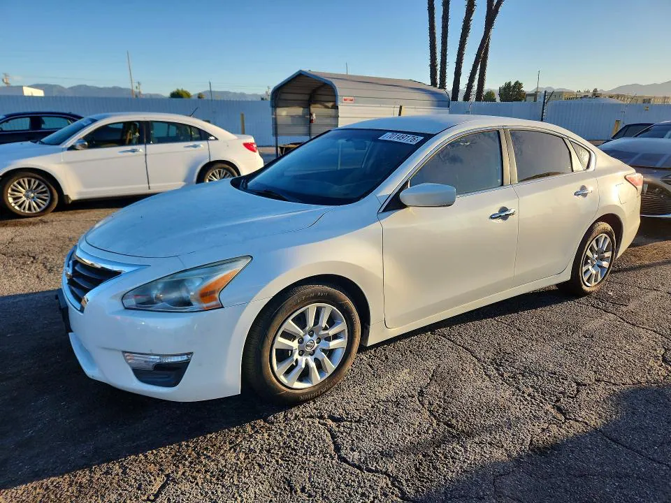 2015 Nissan Altima VIN 1N4AL3AP8FN868080 фото 1
