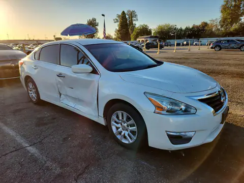 2015 Nissan Altima VIN 1N4AL3AP8FN868080 фото 4