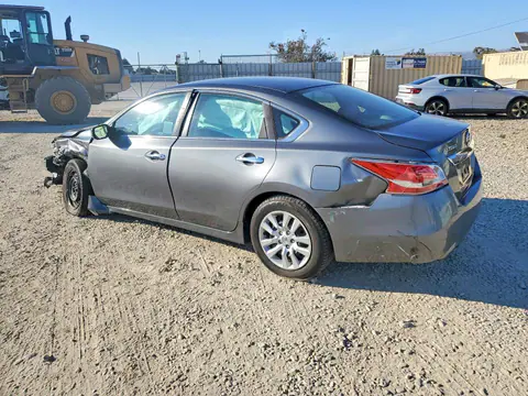 2015 Nissan Altima VIN 1N4AL3AP5FN373173 фото 2