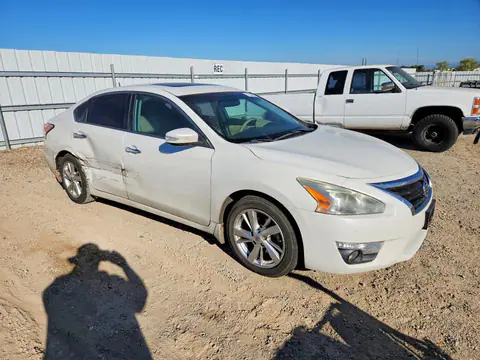 2015 Nissan Altima VIN 1N4AL3AP0FN381987 фото 4
