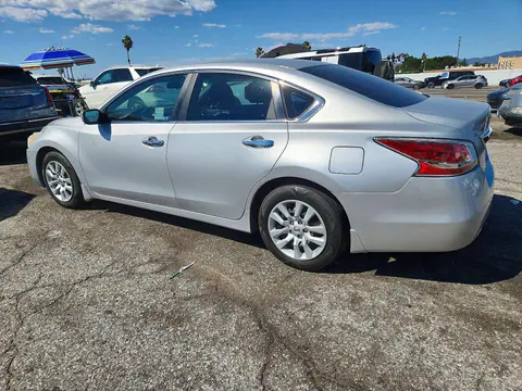 2015 Nissan Altima VIN 1N4AL3AP8FN363026 фото 2