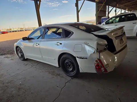 1N4AL3AP3FC591267 — 2015 Nissan Altima, фото 2 с аукциона Copart 14.10.2026, Задняя часть