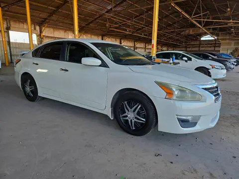1N4AL3AP3FC591267 — 2015 Nissan Altima, фото 4 с аукциона Copart 14.10.2026, Задняя часть