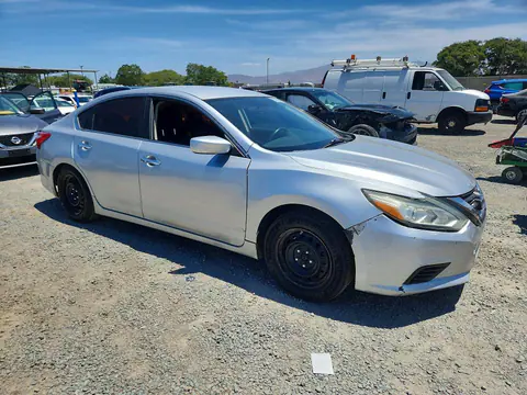 2016 Nissan Altima VIN 1N4AL3APXGC167909 фото 4