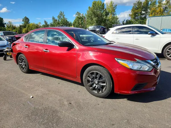 1N4AL3AP4GN324418 — 2016 Nissan Altima, фото 4 с аукциона Copart, Задняя часть