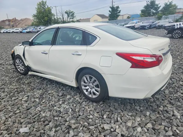 1N4AL3APXGC255830 — 2016 Nissan Altima, фото 2 с аукциона Copart 01.10.2026, Передняя часть