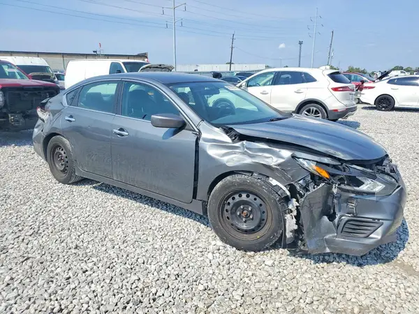 1N4AL3AP5GC249613 — 2016 Nissan Altima, фото 4 с аукциона Copart 29.09.2026, Передняя часть