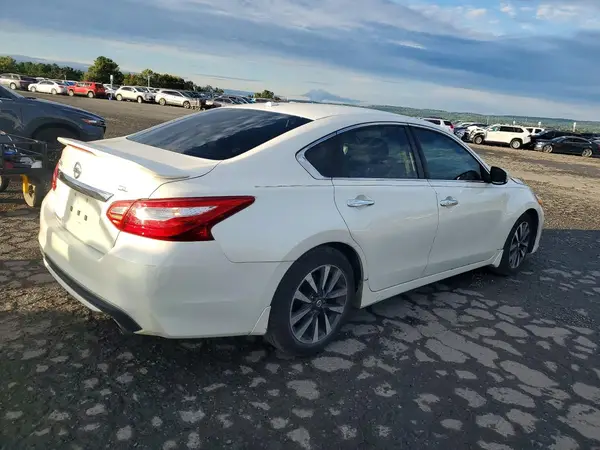 1N4AL3AP5GC131657 — 2016 Nissan Altima, фото 3 с аукциона Copart 08.10.2026, Передняя часть
