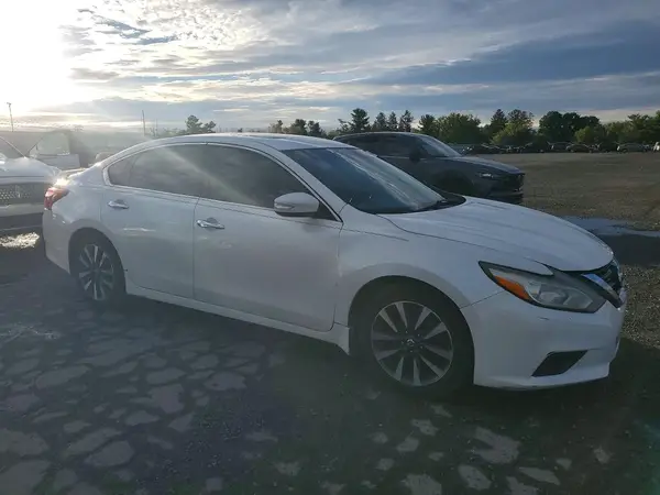 1N4AL3AP5GC131657 — 2016 Nissan Altima, фото 4 с аукциона Copart 08.10.2026, Передняя часть