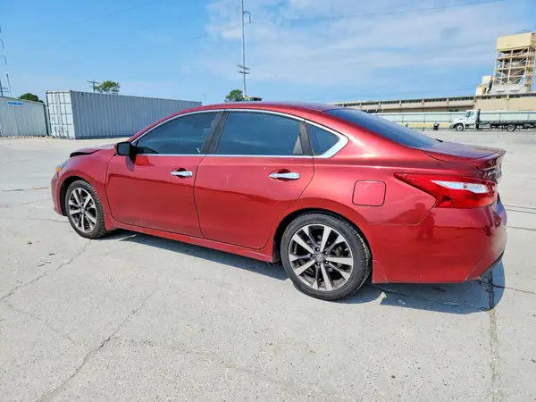 1N4AL3AP0GN333441 — 2016 Nissan Altima, фото 2 с аукциона Copart 30.09.2026, Передняя часть