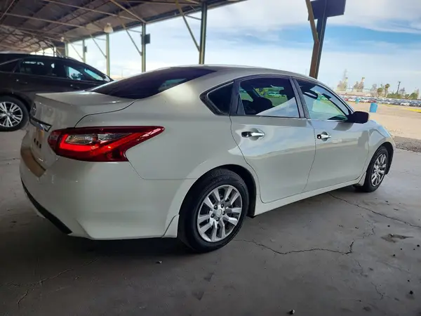 1N4AL3AP0GN362678 — 2016 Nissan Altima, фото 3 с аукциона Copart 30.09.2026, Естественный износ