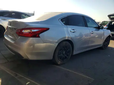 2016 Nissan Altima VIN 1N4AL3AP0GC217104 фото 3
