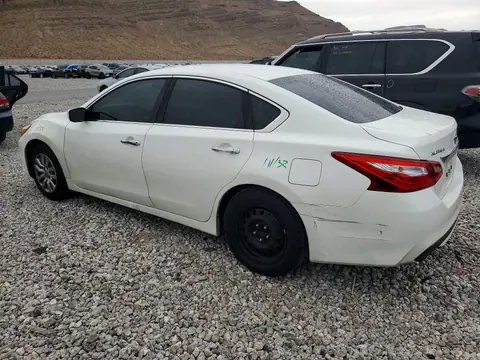 1N4AL3AP2GN372774 — 2016 Nissan Altima, фото 2 с аукциона Copart 14.10.2026, Боковая часть
