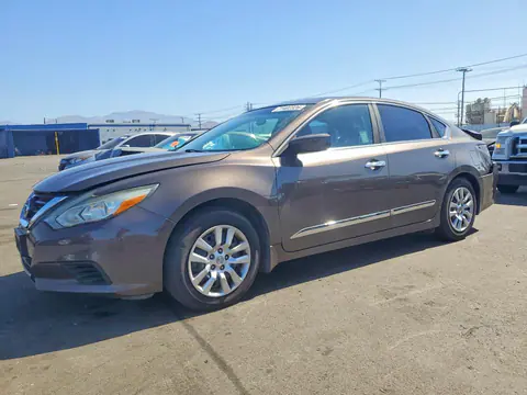 1N4AL3AP4GN332468 — 2016 Nissan Altima, Задняя часть (Rear End), фото до ремонта