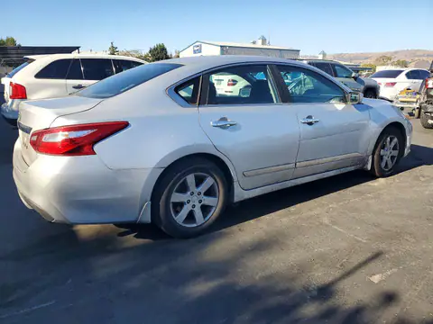 2016 Nissan Altima VIN 1N4AL3AP4GC178114 фото 3