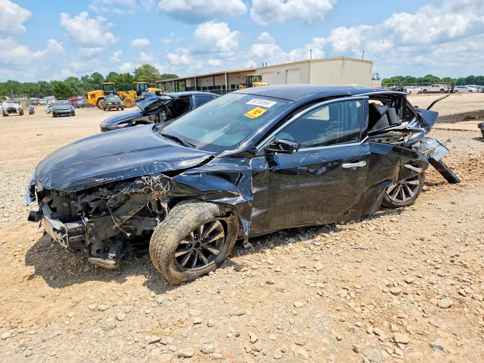 1N4AL3AP9HC144560 Nissan Altima 2017 — повреждение Повреждения со всех сторон, фото до ремонта