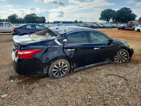 1N4AL3AP2HC274860 — 2017 Nissan Altima, фото 3 с аукциона Copart 30.09.2026, Повреждения со всех сторон