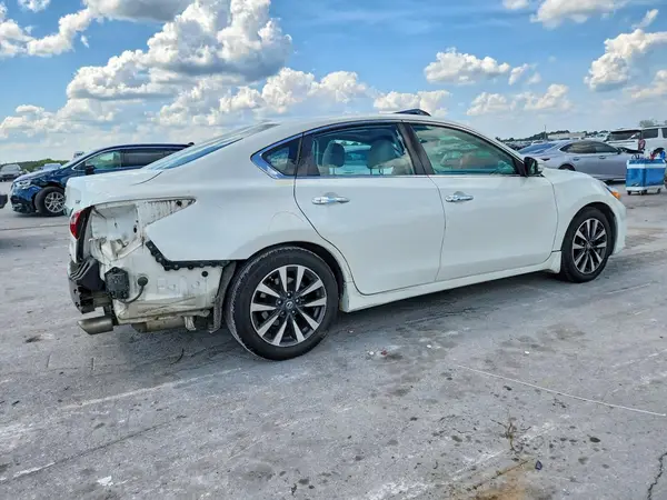 1N4AL3AP9HC222352 — 2017 Nissan Altima, фото 3 с аукциона Copart 13.10.2026, Задняя часть