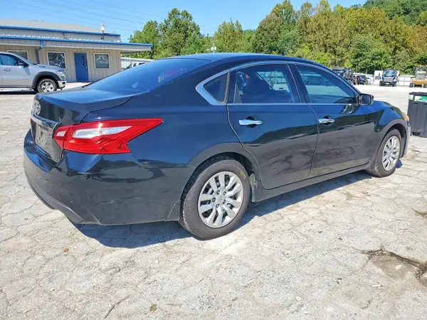 1N4AL3AP4HC139640 — 2017 Nissan Altima, фото 3 с аукциона Copart, Передняя часть