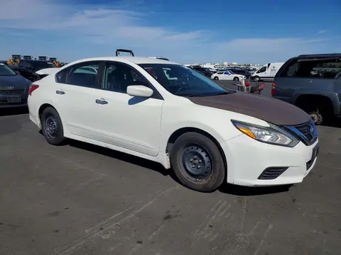 2017 Nissan Altima VIN 1N4AL3AP6HC225435 фото 4