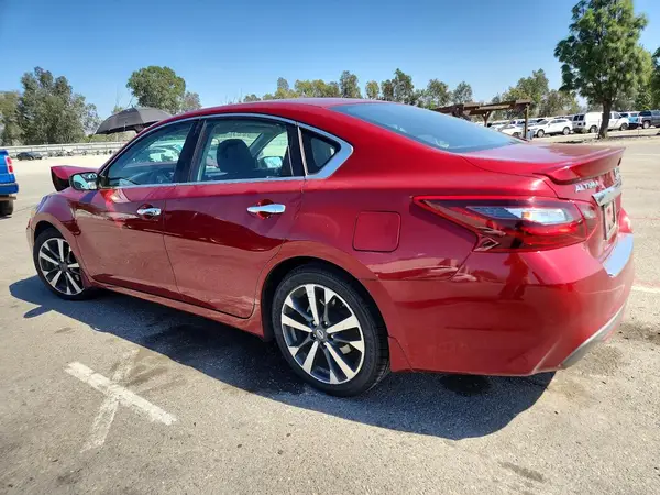 1N4AL3AP6HC269886 — 2017 Nissan Altima, фото 2 с аукциона Copart 29.09.2026, Передняя часть