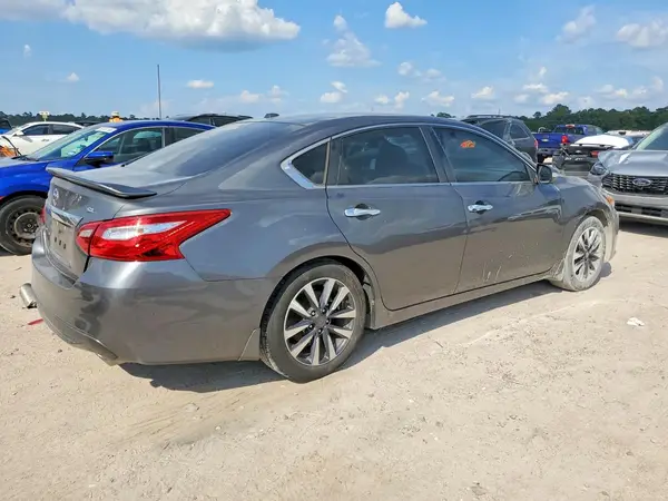 2017 NISSAN ALTIMA VIN 1N4AL3AP1HC140003 фото 3