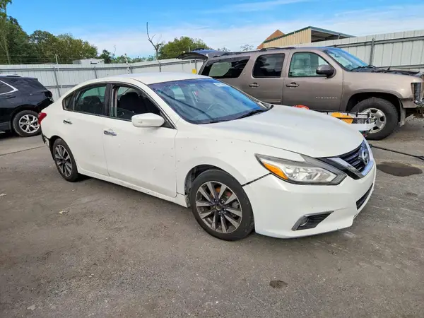 1N4AL3AP1HC259833 — 2017 Nissan Altima, фото 4 с аукциона Copart, Задняя часть