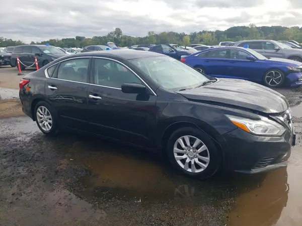 1N4AL3AP7HC125442 — 2017 Nissan Altima, фото 4 с аукциона Copart 29.09.2026, Передняя часть