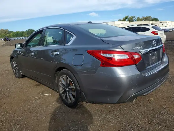 1N4AL3AP7HC126736 — 2017 Nissan Altima, фото 2 с аукциона Copart, Передняя часть