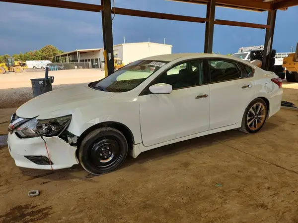 1N4AL3AP0HN352458 — 2017 Nissan Altima, Передняя часть (Front End), фото до ремонта