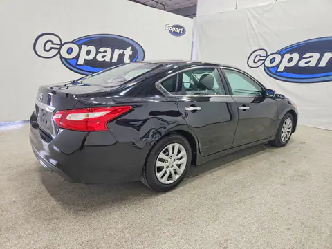 2017 Nissan Altima VIN 1N4AL3AP7HN343434 фото 3