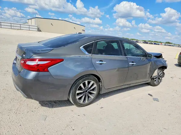 1N4AL3AP6HC245538 — 2017 Nissan Altima, фото 3 с аукциона Copart 01.10.2026, Передняя часть